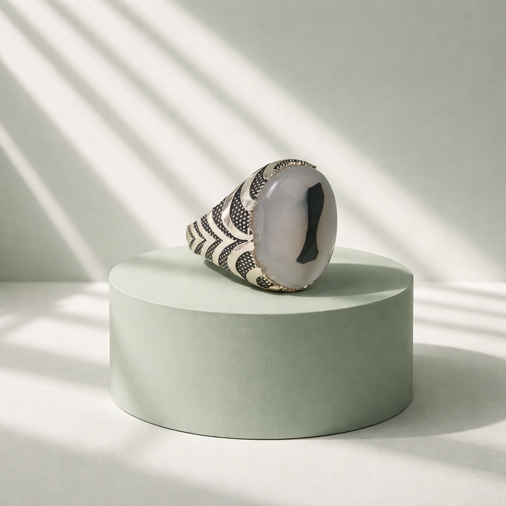 White Yemeni Agate Ring
