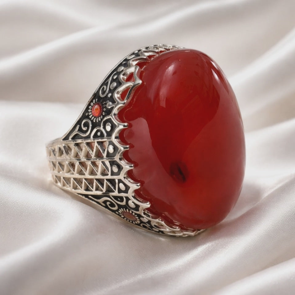 Premium Yemeni Red Agate Ring – Bold Handmade Silver Statement Piece